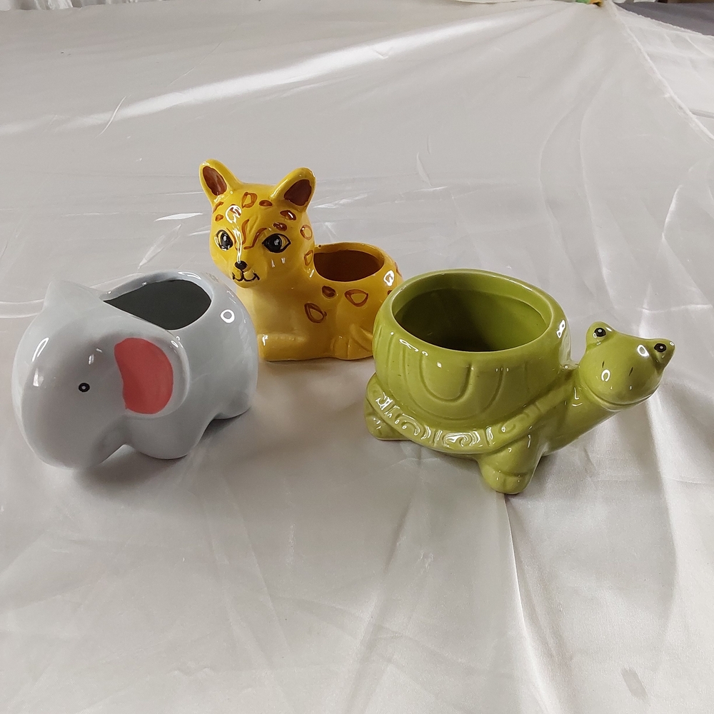 Set Of 3 Ceramic  Animal  Planters Turtle,  Elephant, & Jaguar
